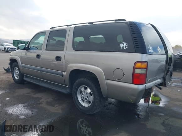 ✅ 2003 Chevrolet Suburban LS • VIN: 1GNFK16T83J198022 • Лот: 41273545. Опубликован ранее на IAAI с пробегом 275 758 миль. Бесплатный доступ к архиву аукционных продаж из США и подробный отчёт об истории автомобиля на DreamBid. Изображение 3.