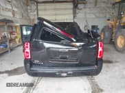 ✅ 2018 Chevrolet Tahoe LS • VIN: 1GNSCAEC1JR142211 • Лот: 42829547. Опубликован ранее на IAAI с пробегом 116 846 миль. Бесплатный доступ к архиву аукционных продаж из США и подробный отчёт об истории автомобиля на DreamBid. Изображение 17.