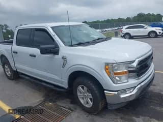 ✅ 2022 Ford F-150 XLT • VIN: 1FTEW1EP0NKE44247 • Lot: 42950814. Wystawiony na IAAI z przebiegiem 113 827 mil. Bezpłatny archiwum sprzedaży aukcyjnych z USA i szczegółowy raport historii pojazdu na DreamBid. Zdjęcie 1.