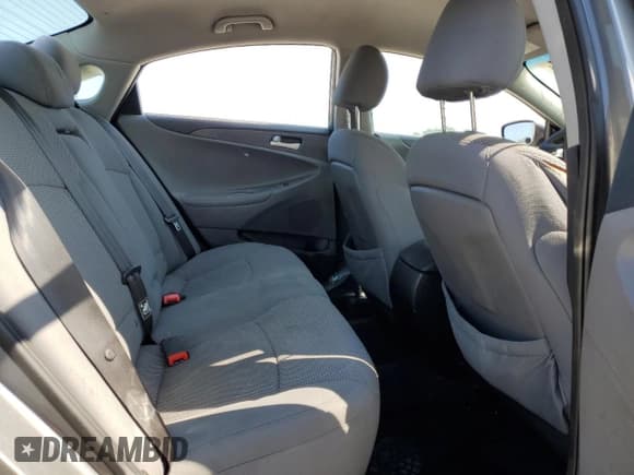 ✅ 2014 Hyundai Sonata GLS • VIN: 5NPEB4AC2EH823121 • Lot: 69049584. Listed on Copart with 148,907 mi. Free auction sales archive from the USA and detailed vehicle history report at DreamBid. Image 10.