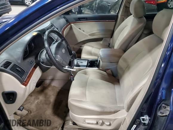 2008 Hyundai Veracruz GLS z VIN KM8NU13C68U040847, wystawiony jako Copart lot #87078834 z przebiegiem 213 110 mil mil oraz Szkoda całkowita • Salvage title. Historia ofert i sprzedaży dostępna na DreamBid. Obrazek 7.