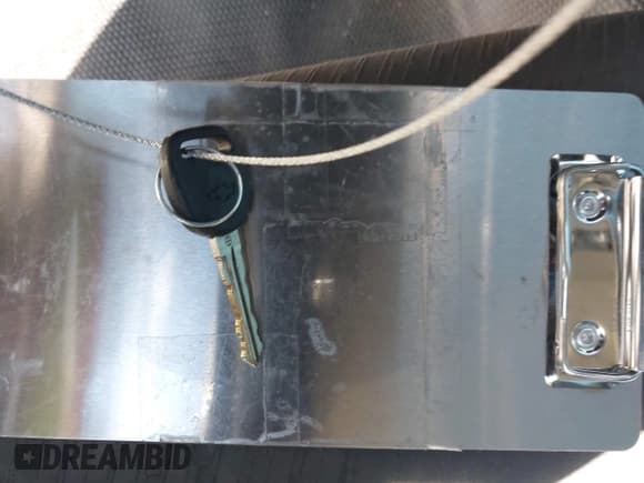 ✅ 2013 Chevrolet Silverado 1500 Work Truck • VIN: 1GCNCPEX2DZ122744 • Лот: 43079037. Опубликован ранее на IAAI с пробегом 127 170 миль. Бесплатный доступ к архиву аукционных продаж из США и подробный отчёт об истории автомобиля на DreamBid. Изображение 11.