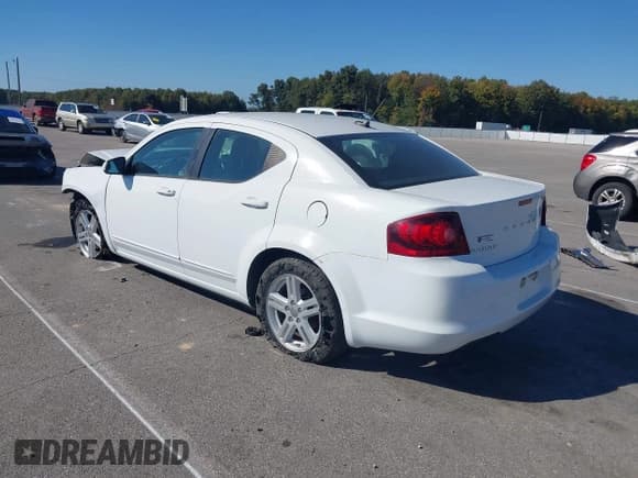 ✅ 2012 Dodge Avenger SXT • VIN: 1C3CDZCB8CN209193 • Лот: 43423972. Опубликован ранее на IAAI с пробегом 107 450 миль. Бесплатный доступ к архиву аукционных продаж из США и подробный отчёт об истории автомобиля на DreamBid. Изображение 3.