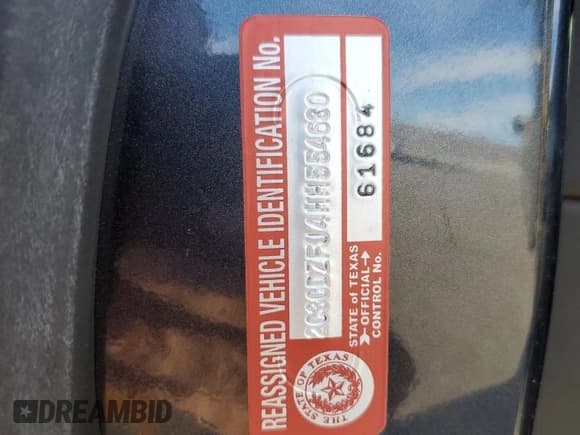 ✅ 2017 Dodge Challenger T/A 392 • VIN: 2C3CDZFJ4HH554630 • Lot: 64215434. Wystawiony na Copart z przebiegiem Nie podano. Bezpłatny archiwum sprzedaży aukcyjnych z USA i szczegółowy raport historii pojazdu na DreamBid. Zdjęcie 12.