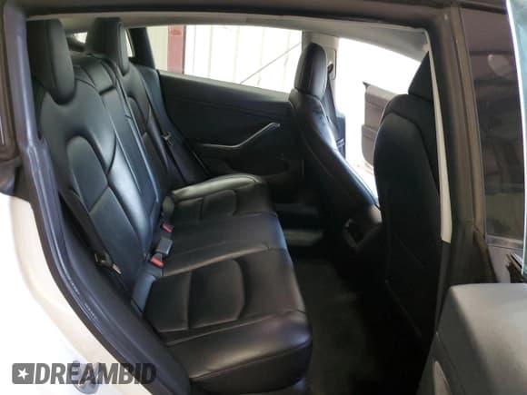 ✅ 2022 Tesla Model 3 Long Range • VIN: 5YJ3E1EB4NF287642 • Lot: 81397715. Wystawiony na Copart z przebiegiem 131 614 mil. Bezpłatny archiwum sprzedaży aukcyjnych z USA i szczegółowy raport historii pojazdu na DreamBid. Zdjęcie 10.