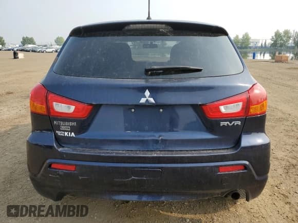 ✅ 2011 Mitsubishi Outlander Sport SE • VIN: JA4AJ3AU4BZ604860 • Lot: 71165975. Wystawiony na Copart z przebiegiem 248 157 mil. Bezpłatny archiwum sprzedaży aukcyjnych z USA i szczegółowy raport historii pojazdu na DreamBid. Zdjęcie 6.