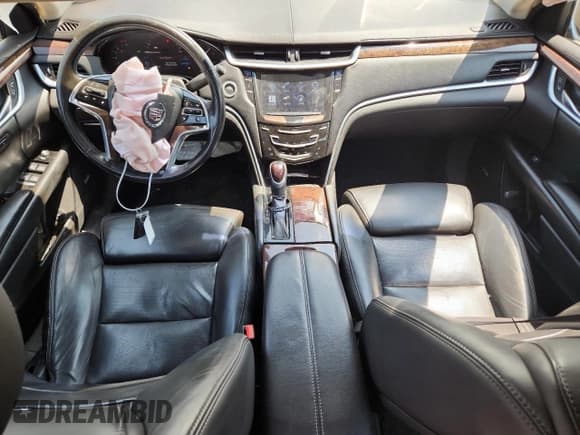 ✅ 2013 Cadillac XTS Luxury • VIN: 2G61R5S35D9220358 • Lot: 65884895. Wystawiony na Copart z przebiegiem 28 562 mil. Bezpłatny archiwum sprzedaży aukcyjnych z USA i szczegółowy raport historii pojazdu na DreamBid. Zdjęcie 8.