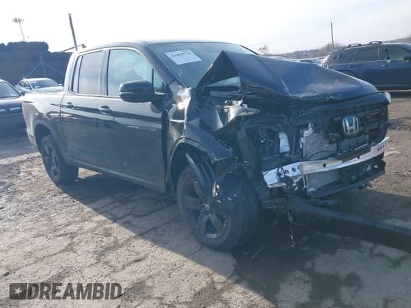 ✅ 2025 Honda Ridgeline Black Edition • VIN: 5FPYK3F82SB007717 • Lot: 41492576. Wystawiony na IAAI z przebiegiem 623 mil. Bezpłatny archiwum sprzedaży aukcyjnych z USA i szczegółowy raport historii pojazdu na DreamBid. Zdjęcie 1.