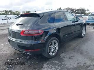 ✅ 2015 Porsche Macan S • VIN: WP1AB2A58FLB44826 • Lot: 43770904. Wystawiony na IAAI z przebiegiem 120 386 mil. Bezpłatny archiwum sprzedaży aukcyjnych z USA i szczegółowy raport historii pojazdu na DreamBid. Zdjęcie 4.