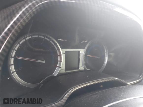 ✅ 2016 Toyota 4Runner Limited • VIN: JTEBU5JR9G5276810 • Lot: 41463371. Listed on IAAI with 135,593 mi. Free auction sales archive from the USA and detailed vehicle history report at DreamBid. Image 7.