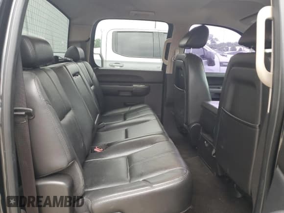 ✅ 2009 GMC Sierra 1500 • VIN: 2GTEK233991130264 • Lot: 63984405. Wystawiony na Copart z przebiegiem 136 134 mil. Bezpłatny archiwum sprzedaży aukcyjnych z USA i szczegółowy raport historii pojazdu na DreamBid. Zdjęcie 10.