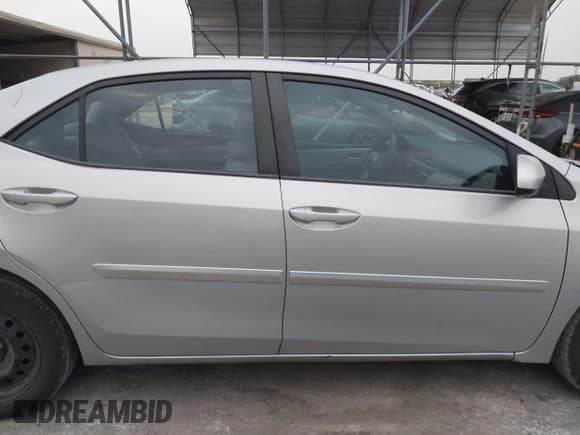 ✅ 2015 Toyota Corolla LE • VIN: 5YFBURHE0FP322640 • Lot: 43143754. Listed on IAAI with 228,843 mi. Free auction sales archive from the USA and detailed vehicle history report at DreamBid. Image 14.