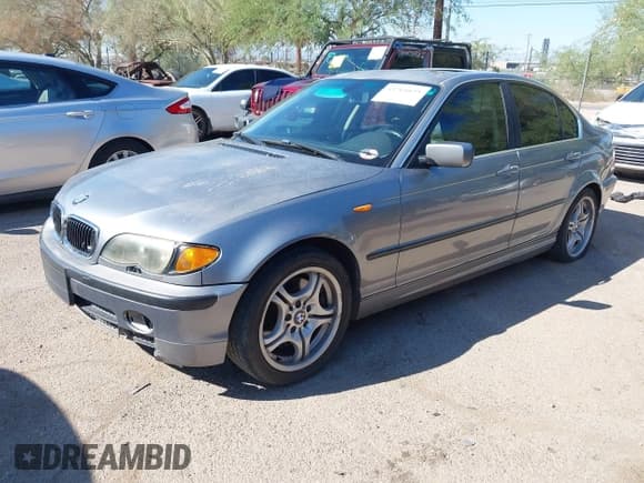 ✅ 2004 BMW 3 Series 330i • VIN: WBAEV53454KM37180 • Lot: 43261655. Listed on IAAI with 150,536 mi. Free auction sales archive from the USA and detailed vehicle history report at DreamBid. Image 17.