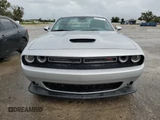 ✅ 2021 Dodge Challenger R/T • VIN: 2C3CDZBT0MH554965 • Lot: 65077713. Wystawiony na Copart z przebiegiem 24 814 mil. Bezpłatny archiwum sprzedaży aukcyjnych z USA i szczegółowy raport historii pojazdu na DreamBid. Zdjęcie 5.