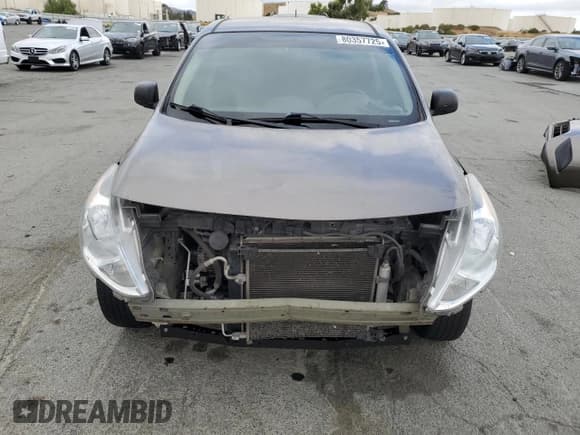 ✅ 2015 Nissan Versa S • VIN: 3N1CN7AP8FL851643 • Lot: 80357725. Wystawiony na Copart z przebiegiem 161 040 mil. Bezpłatny archiwum sprzedaży aukcyjnych z USA i szczegółowy raport historii pojazdu na DreamBid. Zdjęcie 5.