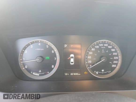 ✅ 2017 Hyundai Sonata Sport • VIN: 5NPE34AF0HH562633 • Lot: 90048335. Listed on Copart with 221,839 mi. Free auction sales archive from the USA and detailed vehicle history report at DreamBid. Image 9.