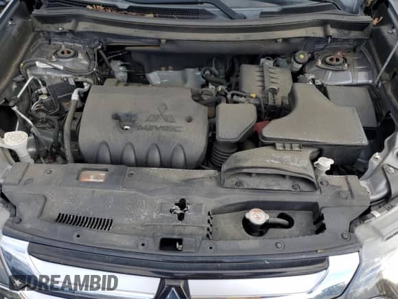 2018 Mitsubishi Outlander ES с VIN JA4AD2A37JZ011582, выставлен на аукционе Copart как лот 86881125 с пробегом 114 867 миль миль и Списание • Salvage title. История ставок и продаж доступна на DreamBid. Изображение 12.