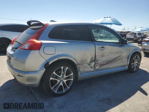 ✅ 2008 Volvo C30 Version 1.0 • VIN: YV1MK672582052286 • Lot: 66250725. Listed on Copart with 122,995 mi. Free auction sales archive from the USA and detailed vehicle history report at DreamBid. Image 3.