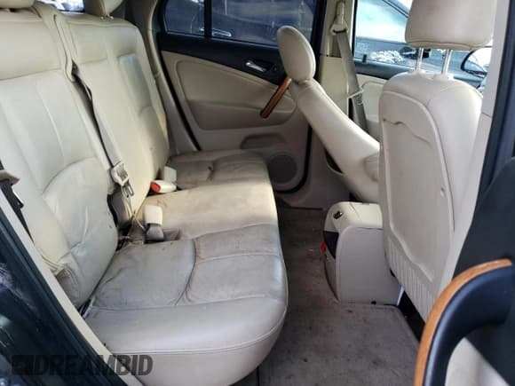 ✅ 2006 Saturn VUE • VIN: 5GZCZ63476S809768 • Lot: 53943135. Wystawiony na Copart z przebiegiem 188 710 mil. Bezpłatny archiwum sprzedaży aukcyjnych z USA i szczegółowy raport historii pojazdu na DreamBid. Zdjęcie 11.