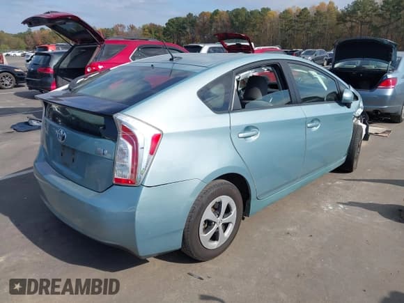 ✅ 2014 Toyota Prius Four • VIN: JTDKN3DU3E1789285 • Lot: 43649334. Wystawiony na IAAI z przebiegiem 177 896 mil. Bezpłatny archiwum sprzedaży aukcyjnych z USA i szczegółowy raport historii pojazdu na DreamBid. Zdjęcie 4.