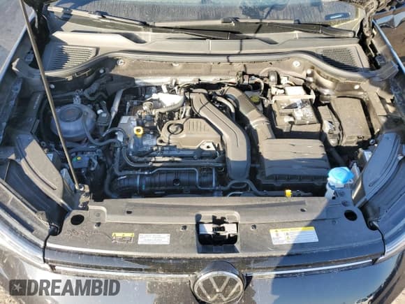 ✅ 2025 Volkswagen Taos SE • VIN: 3VVSC7B22SM044946 • Лот: 92532525. Опубликован ранее на Copart с пробегом 9 639 миль. Бесплатный доступ к архиву аукционных продаж из США и подробный отчёт об истории автомобиля на DreamBid. Изображение 12.