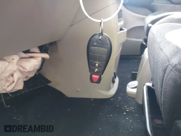 ✅ 2016 Dodge Grand Caravan SE • VIN: 2C4RDGBG1GR314965 • Lot: 43544894. Wystawiony na IAAI z przebiegiem 116 600 mil. Bezpłatny archiwum sprzedaży aukcyjnych z USA i szczegółowy raport historii pojazdu na DreamBid. Zdjęcie 11.