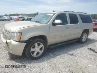 ✅ 2008 Chevrolet Suburban LTZ • VIN: 1GNFC16028R121772 • Лот: 70331625. Опубликован ранее на Copart с пробегом 250 955 миль. Бесплатный доступ к архиву аукционных продаж из США и подробный отчёт об истории автомобиля на DreamBid. Изображение 1.