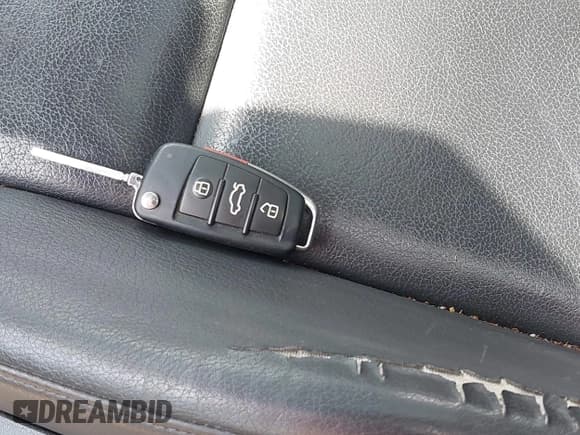 ✅ 2007 Audi A3 • VIN: WAUNF78P97A002653 • Лот: 42796523. Опубликован ранее на IAAI с пробегом 126 845 миль. Бесплатный доступ к архиву аукционных продаж из США и подробный отчёт об истории автомобиля на DreamBid. Изображение 11.