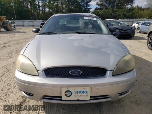 ✅ 2006 Ford Taurus SE • VIN: 1FAFP53UX6A188312 • Lot: 84936405. Listed on Copart with 108,859 mi. Free auction sales archive from the USA and detailed vehicle history report at DreamBid. Image 5.