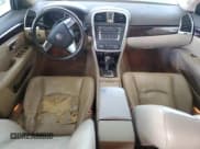 ✅ 2008 Cadillac SRX AWD • VIN: 1GYEE437480129713 • Lot: 74387544. Wystawiony na Copart z przebiegiem 196 069 mil. Bezpłatny archiwum sprzedaży aukcyjnych z USA i szczegółowy raport historii pojazdu na DreamBid. Zdjęcie 8.