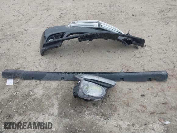 ✅ 2013 Dodge Charger RT Max • VIN: 2C3CDXCT5DH516375 • Lot: 41257679. Wystawiony na IAAI z przebiegiem 135 268 mil. Bezpłatny archiwum sprzedaży aukcyjnych z USA i szczegółowy raport historii pojazdu na DreamBid. Zdjęcie 12.