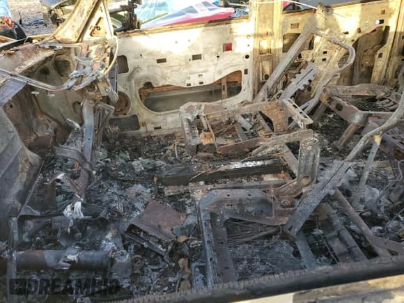 ✅ 2002 Chevrolet Silverado 2500HD LS • VIN: 1GCHK23122F167117 • Lot: 77560684. Listed on Copart with Not provided. Free auction sales archive from the USA and detailed vehicle history report at DreamBid. Image 7.