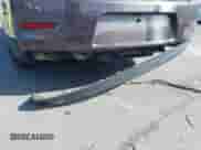 2013 Chevrolet Malibu LT z VIN 1G11C5SA8DF318605, wystawiony jako IAAI lot #43379144 z przebiegiem 89 799 mil mil oraz . Historia ofert i sprzedaży dostępna na DreamBid. Obrazek 6.