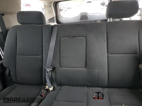 ✅ 2008 Chevrolet Suburban Commercial • VIN: 3GNGK26KX8G205112 • Lot: 72342594. Wystawiony na Copart z przebiegiem 157 327 mil. Bezpłatny archiwum sprzedaży aukcyjnych z USA i szczegółowy raport historii pojazdu na DreamBid. Zdjęcie 10.