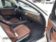 ✅ 2007 BMW 3 Series 328xi • VIN: WBAVC93577KX60169 • Lot: 43103137. Wystawiony na IAAI z przebiegiem 167 734 mil. Bezpłatny archiwum sprzedaży aukcyjnych z USA i szczegółowy raport historii pojazdu na DreamBid. Zdjęcie 5.