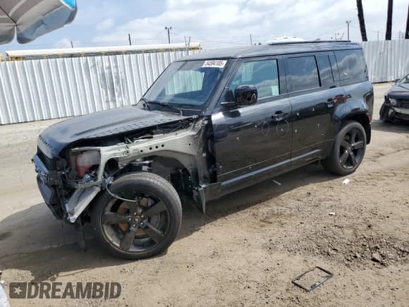 ✅ 2022 Land Rover Defender • VIN: SALE3ERU7N2096259 • Lot: 54594105. Wystawiony na Copart z przebiegiem 26 270 mil. Bezpłatny archiwum sprzedaży aukcyjnych z USA i szczegółowy raport historii pojazdu na DreamBid. Zdjęcie 1.