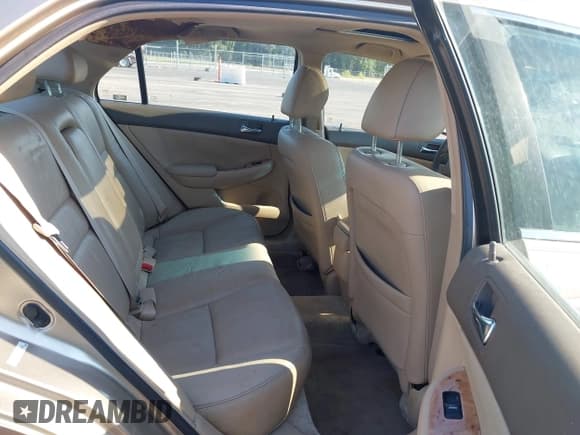 ✅ 2004 Honda Accord EX • VIN: 1HGCM66574A009190 • Lot: 43152033. Listed on IAAI with 197,615 mi. Free auction sales archive from the USA and detailed vehicle history report at DreamBid. Image 8.