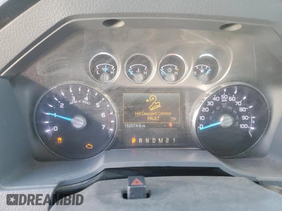 ✅ 2014 Ford F-250 XL • VIN: 1FT7X2B6XEEA22847 • Lot: 84796555. Wystawiony na Copart z przebiegiem 152 574 mil. Bezpłatny archiwum sprzedaży aukcyjnych z USA i szczegółowy raport historii pojazdu na DreamBid. Zdjęcie 9.