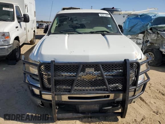 ✅ 2009 Chevrolet Silverado 2500HD Work Truck • VIN: 1GCHC43K09F167712 • Лот: 52971865. Опубликован ранее на Copart с пробегом Не указан. Бесплатный доступ к архиву аукционных продаж из США и подробный отчёт об истории автомобиля на DreamBid. Изображение 5.