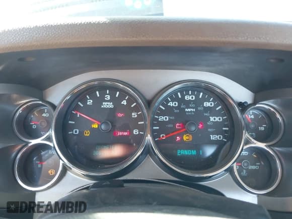 ✅ 2009 Chevrolet Silverado 2500HD Work Truck • VIN: 1GBHC44K49E129313 • Lot: 43602489. Listed on IAAI with 308,651 mi. Free auction sales archive from the USA and detailed vehicle history report at DreamBid. Image 7.