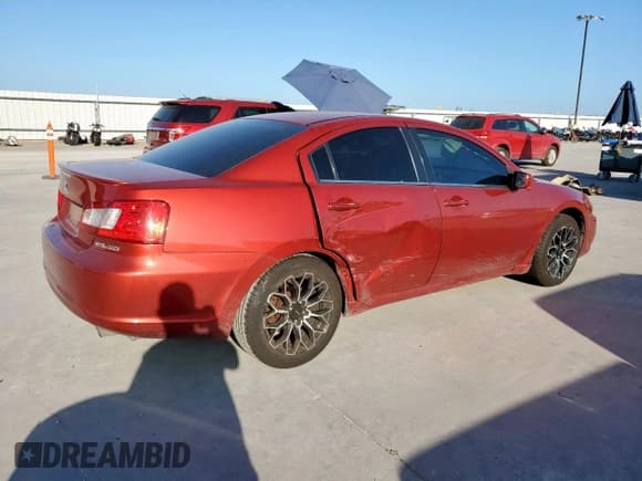 ✅ 2012 Mitsubishi Galant ES • VIN: 4A32B3FF9CE012975 • Lot: 66530225. Wystawiony na Copart z przebiegiem 127 445 mil. Bezpłatny archiwum sprzedaży aukcyjnych z USA i szczegółowy raport historii pojazdu na DreamBid. Zdjęcie 3.