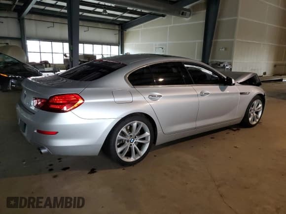 ✅ 2014 BMW 6 Series 640i • VIN: WBA6A0C5XEDZ04661 • Lot: 86338574. Wystawiony na Copart z przebiegiem 43 512 mil. Bezpłatny archiwum sprzedaży aukcyjnych z USA i szczegółowy raport historii pojazdu na DreamBid. Zdjęcie 3.