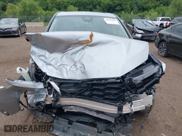 ✅ 2025 Honda CR-V EX-L • VIN: 2HKRS4H78SH450043 • Lot: 42584443. Listed on IAAI with 4,023 mi. Free auction sales archive from the USA and detailed vehicle history report at DreamBid. Image 12.