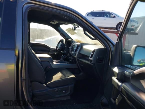 ✅ 2016 Ford F-150 XLT • VIN: 1FTEW1EG7GKF12742 • Lot: 43470352. Listed on IAAI with Not provided. Free auction sales archive from the USA and detailed vehicle history report at DreamBid. Image 5.