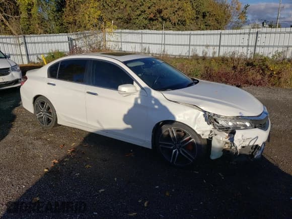 ✅ 2016 Honda Accord EX • VIN: 1HGCR2F09GA803434 • Lot: 85709605. Wystawiony na Copart z przebiegiem 291 962 mil. Bezpłatny archiwum sprzedaży aukcyjnych z USA i szczegółowy raport historii pojazdu na DreamBid. Zdjęcie 4.