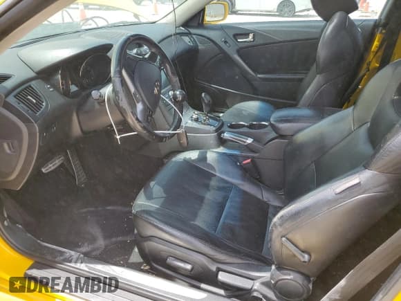 ✅ 2011 Hyundai Genesis Coupe Grand Touring • VIN: KMHHU6KHXBU047184 • Lot: 56392955. Wystawiony na Copart z przebiegiem 107 148 mil. Bezpłatny archiwum sprzedaży aukcyjnych z USA i szczegółowy raport historii pojazdu na DreamBid. Zdjęcie 7.