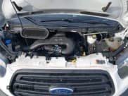 ✅ 2019 Ford Transit • VIN: 1FTYR2CM3KKA93185 • Lot: 43568775. Wystawiony na IAAI z przebiegiem 98 704 mil. Bezpłatny archiwum sprzedaży aukcyjnych z USA i szczegółowy raport historii pojazdu na DreamBid. Zdjęcie 10.