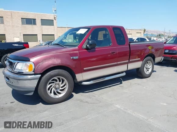 ✅ 1997 Ford F-150 • VIN: 1FTDX1766VKD03101 • Lot: 42472351. Listed on IAAI with 161,866 mi. Free auction sales archive from the USA and detailed vehicle history report at DreamBid. Image 2.