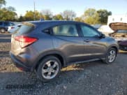 ✅ 2017 Honda HR-V LX • VIN: 3CZRU6H38HM704852 • Лот: 81879085. Опубликован ранее на Copart с пробегом 116 406 миль. Бесплатный доступ к архиву аукционных продаж из США и подробный отчёт об истории автомобиля на DreamBid. Изображение 3.