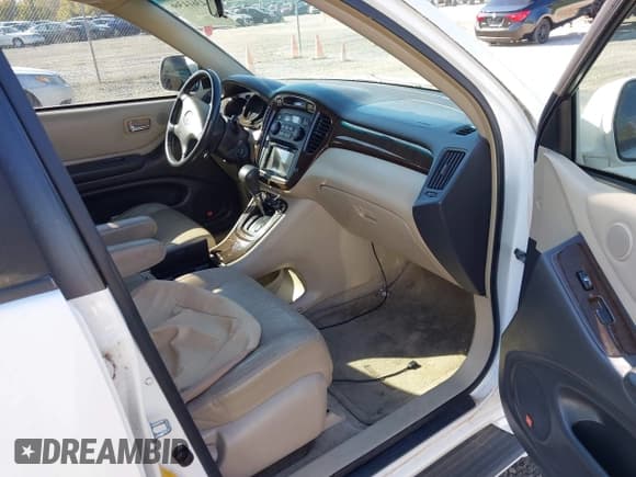 ✅ 2003 Toyota Highlander Limited • VIN: JTEHF21A630112709 • Lot: 43614366. Listed on IAAI with 172,074 mi. Free auction sales archive from the USA and detailed vehicle history report at DreamBid. Image 5.